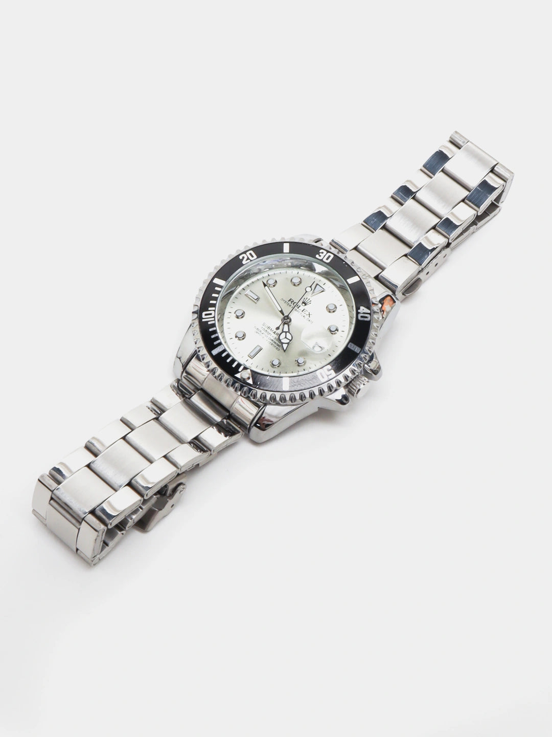 Montre Homme Style Submariner Date – Cadran Blanc & Lunette Noire Sport